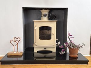 Photo 8- click for photo gallery